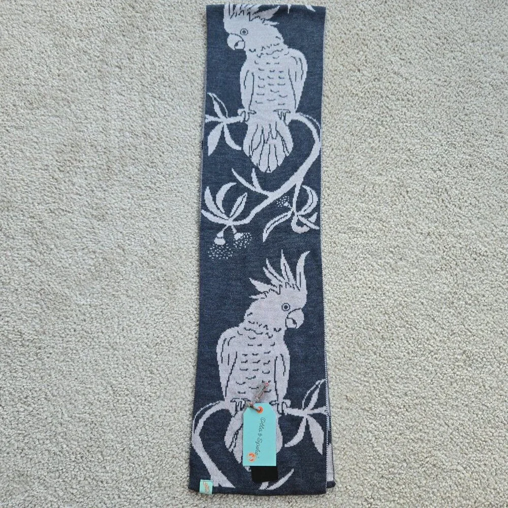 NWT Otto & Spike Merino Scarf Wool Knit Cockatoo Parrot Bird Charcoal GREY
